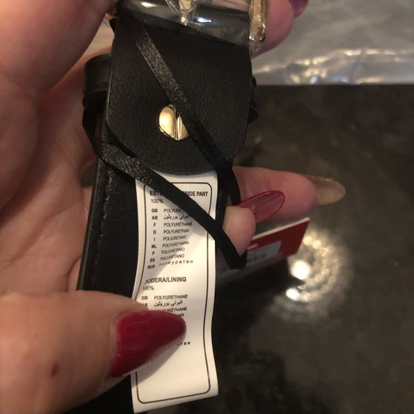 SOLD ❗️BNWT Valentino Belt - Picture 7 of 9